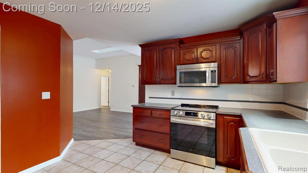2245 West Cook Road Grand Blanc, MI 48439 - Photo 13 of 56