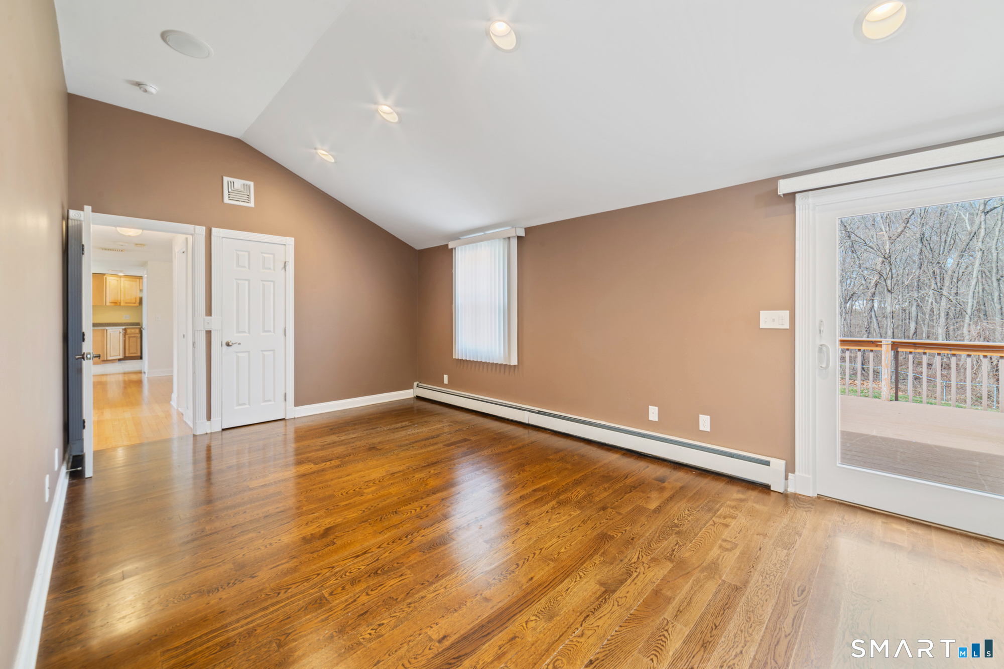 531 Clintonville Road North Haven, CT 06473 - Photo 21 of 40