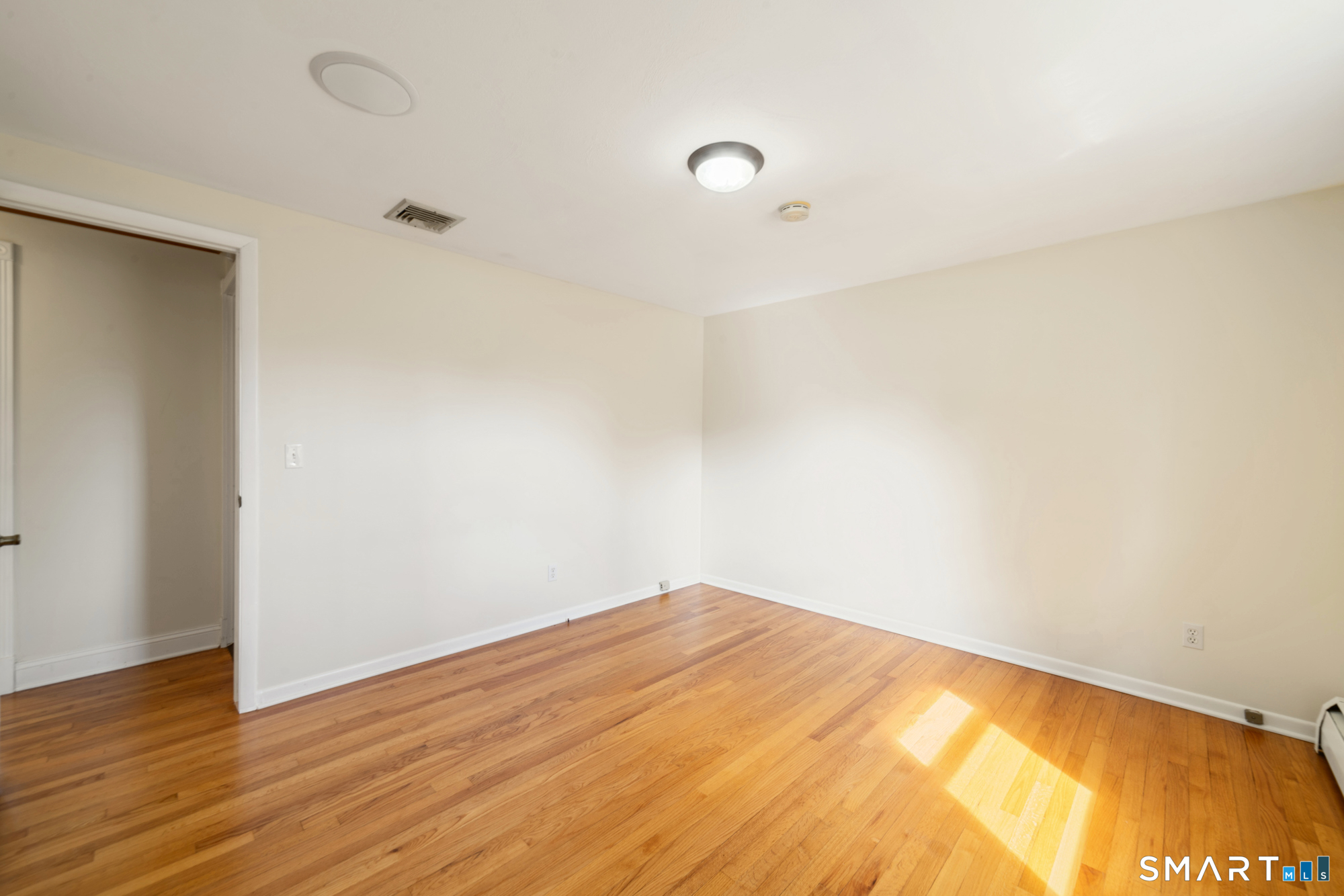 531 Clintonville Road North Haven, CT 06473 - Photo 27 of 40