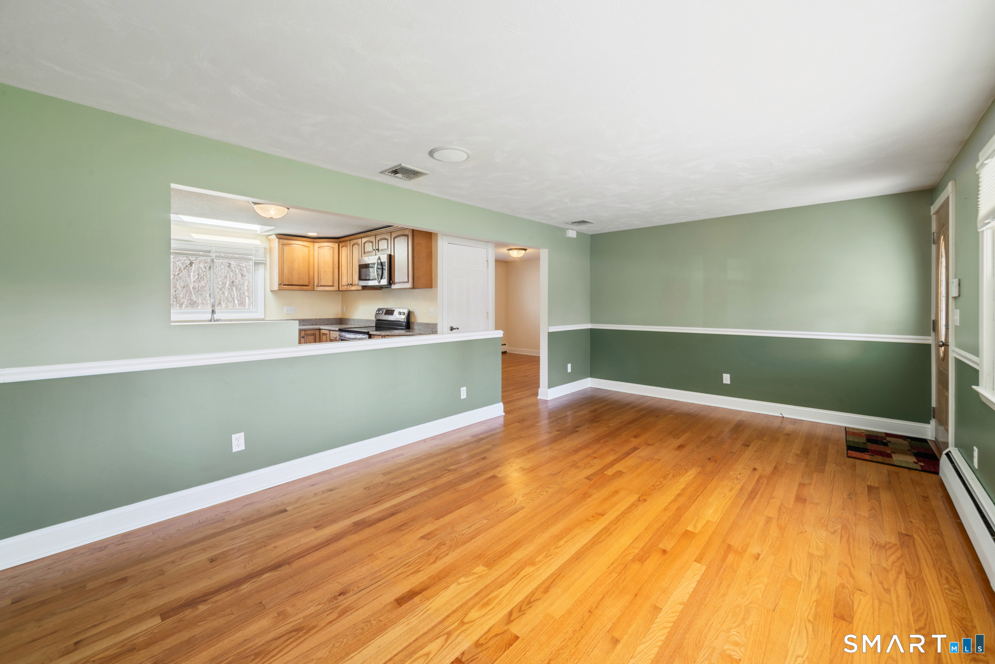 531 Clintonville Road North Haven, CT 06473 - Photo 3 of 40