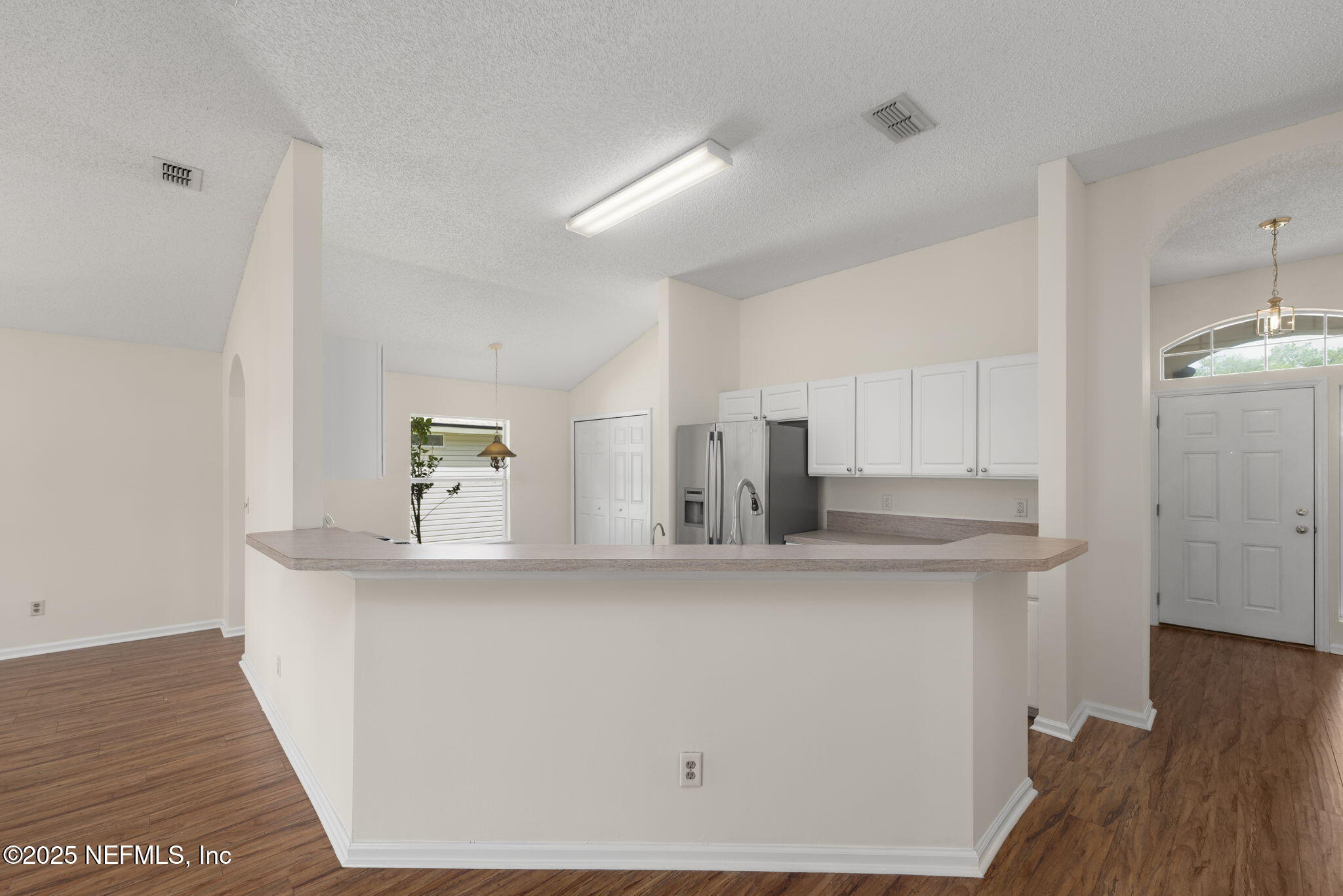 844 MacKenzie Circle St. Augustine, FL 32092 - Photo 8 of 40 a view of a kitchen with electric appliances