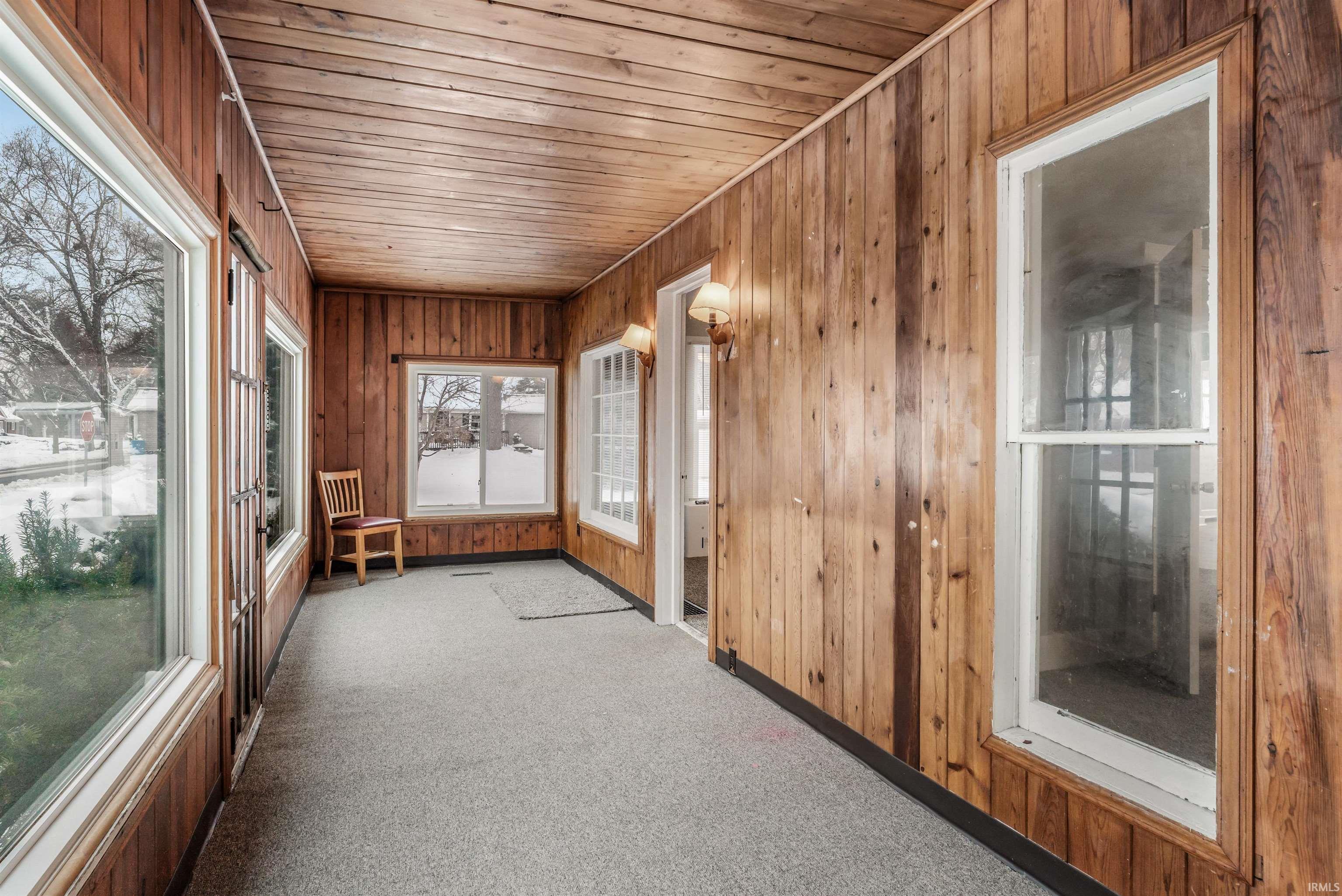 558 North Riley Street Kendallville, IN 46755 - Photo 12 of 29