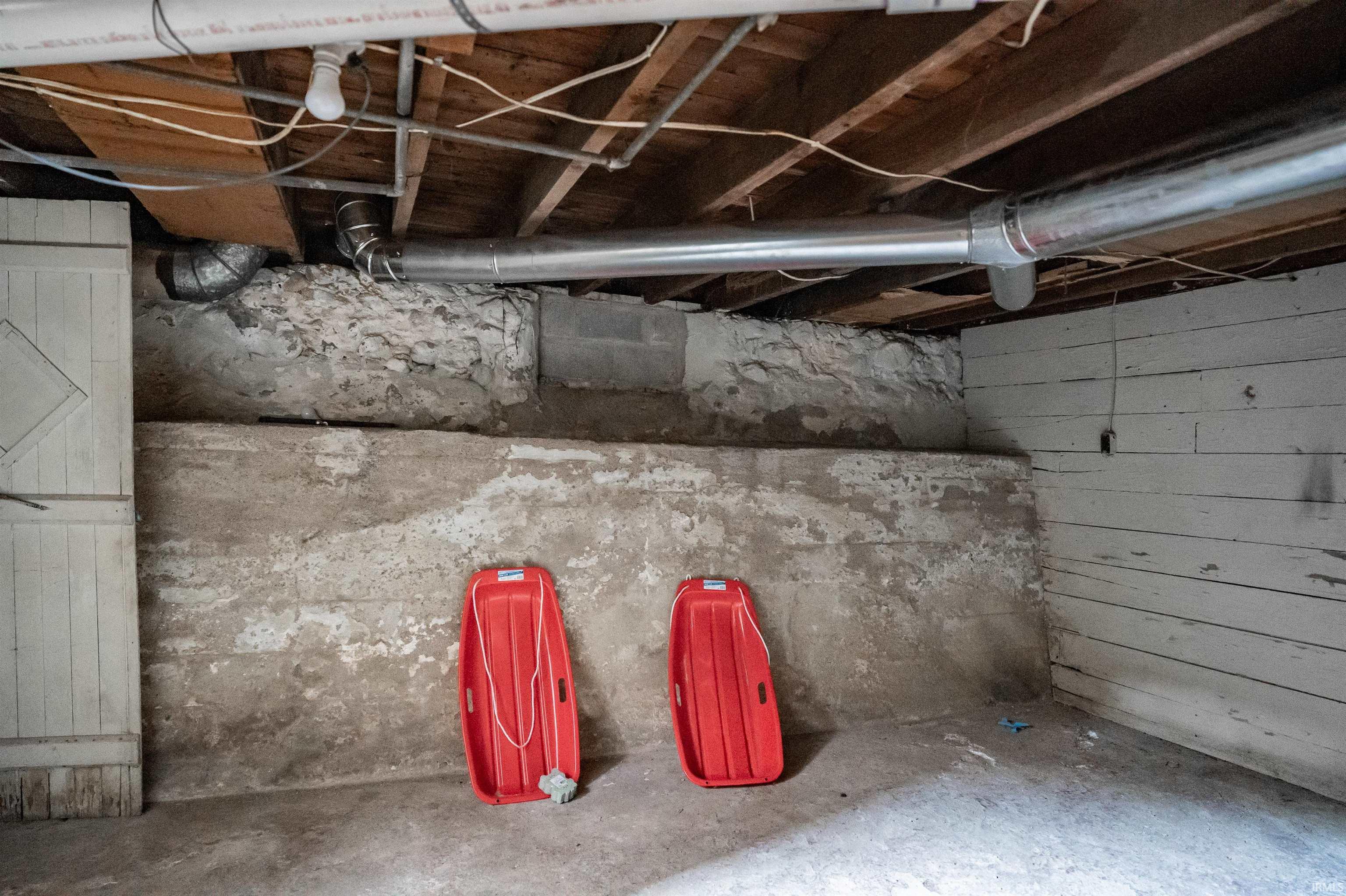 558 North Riley Street Kendallville, IN 46755 - Photo 23 of 29