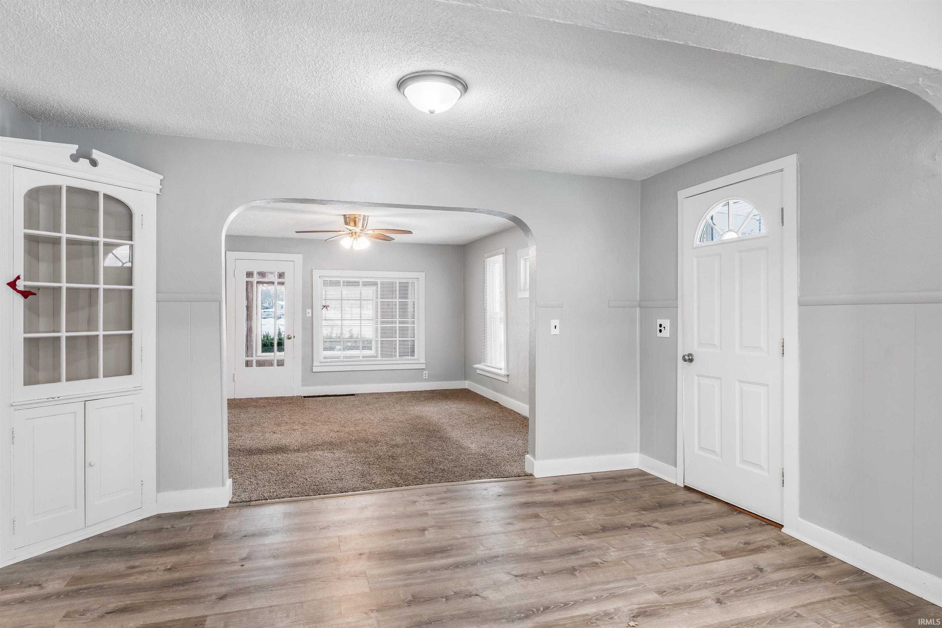 558 North Riley Street Kendallville, IN 46755 - Photo 10 of 29