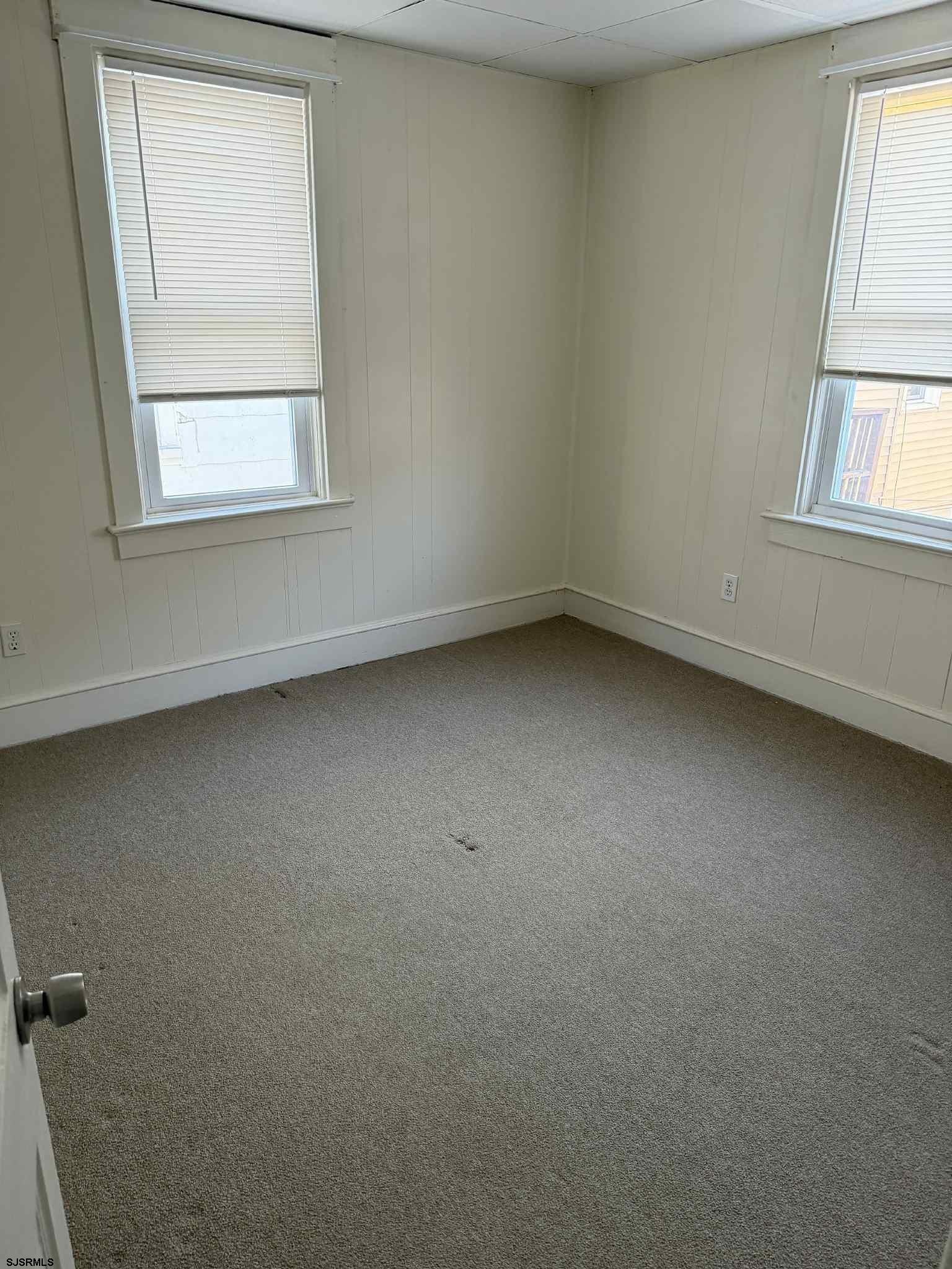 432 Wisteria Road Atlantic City, NJ 08401 - Photo 18 of 22 an empty room with a window
