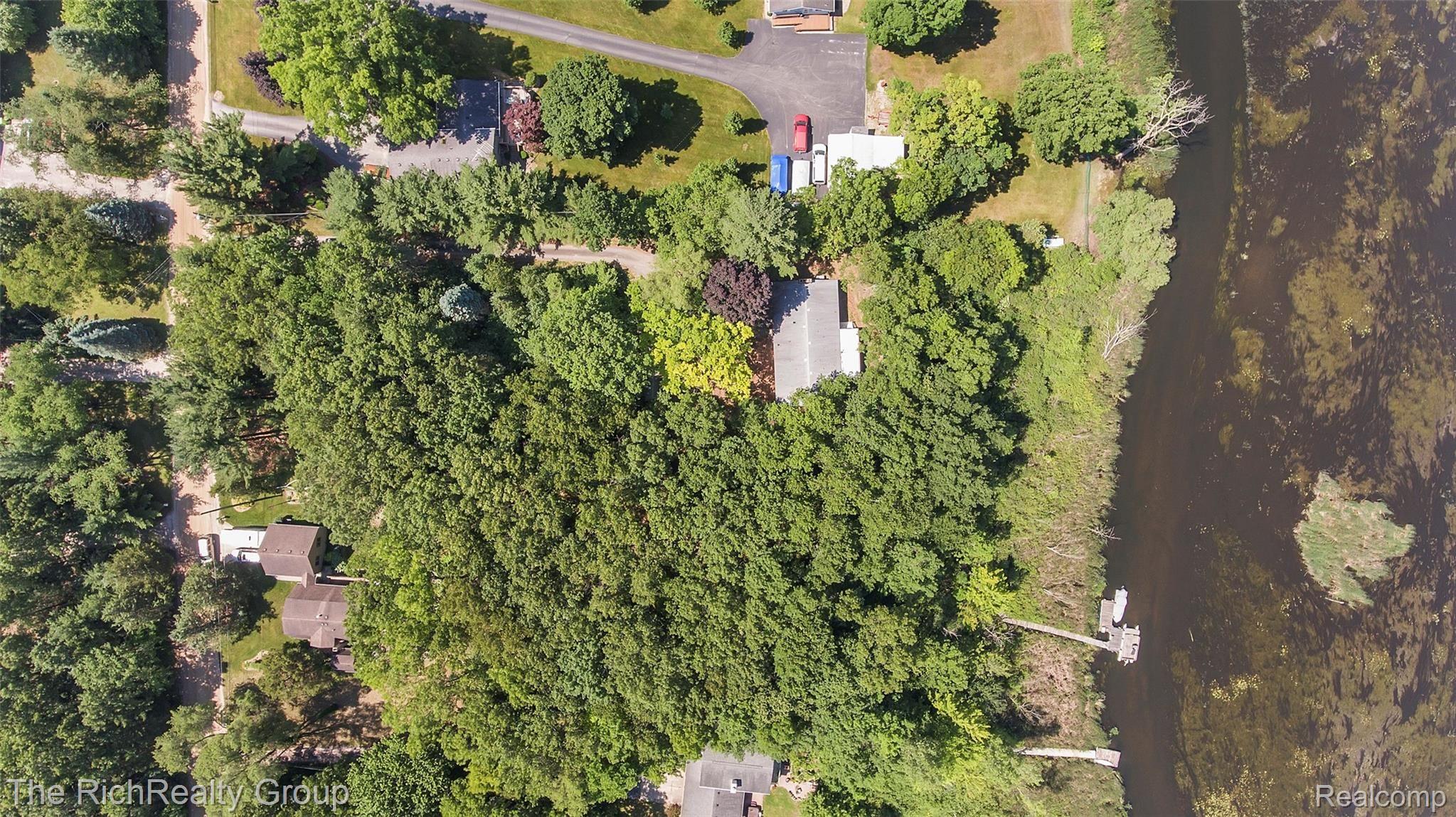 8822 River Valley Road Brighton, MI 48116 - Photo 42 of 44 8822-River-Valley-Rd-Brighton-MI-48116-windowstill-44.jpg