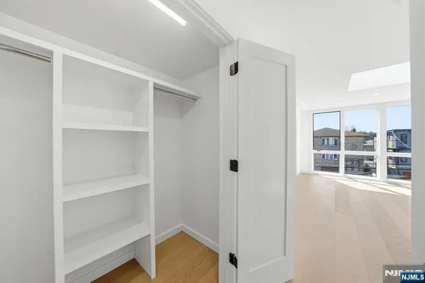 $6,900 | 211 East Harriet Avenue, Unit A, Palisades Park, NJ 07650