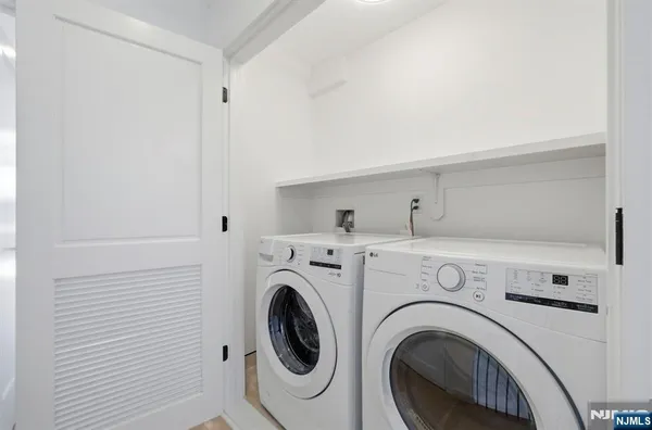 $6,900 | 211 East Harriet Avenue, Unit A, Palisades Park, NJ 07650