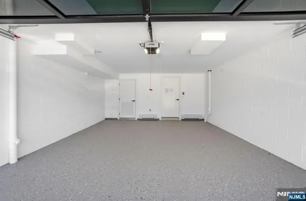 $6,900 | 211 East Harriet Avenue, Unit A, Palisades Park, NJ 07650