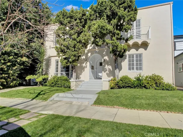 $2,850 | 9949 Young Drive, Unit 204, Beverly Hills, CA 90212