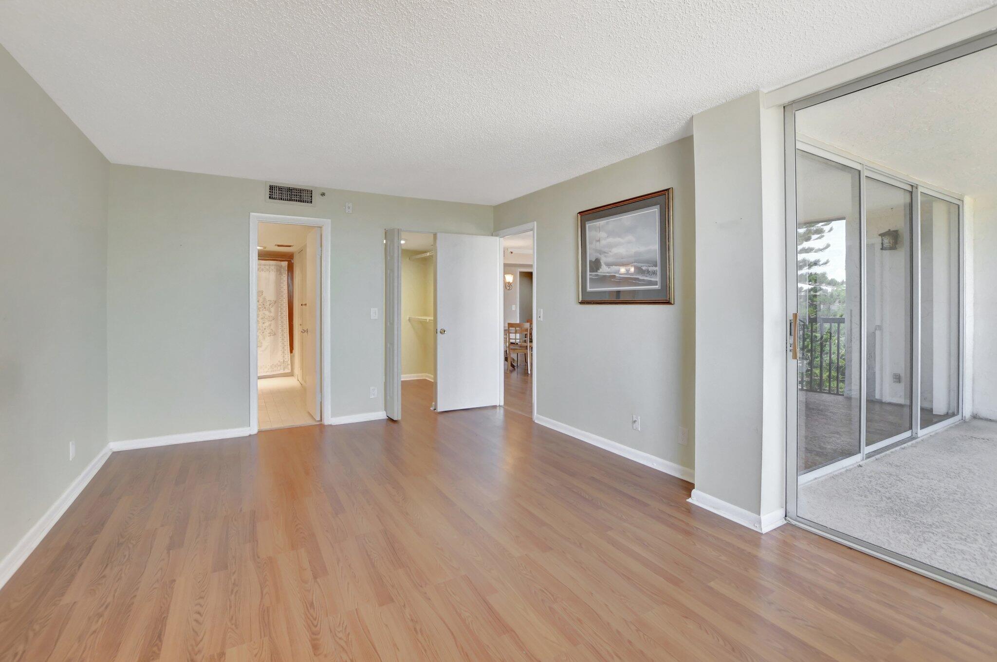 5260 Northwest 2nd Avenue, Unit PH3 Boca Raton, FL 33487 - Photo 13 of 24 22-web-or-mls-DSC_0481