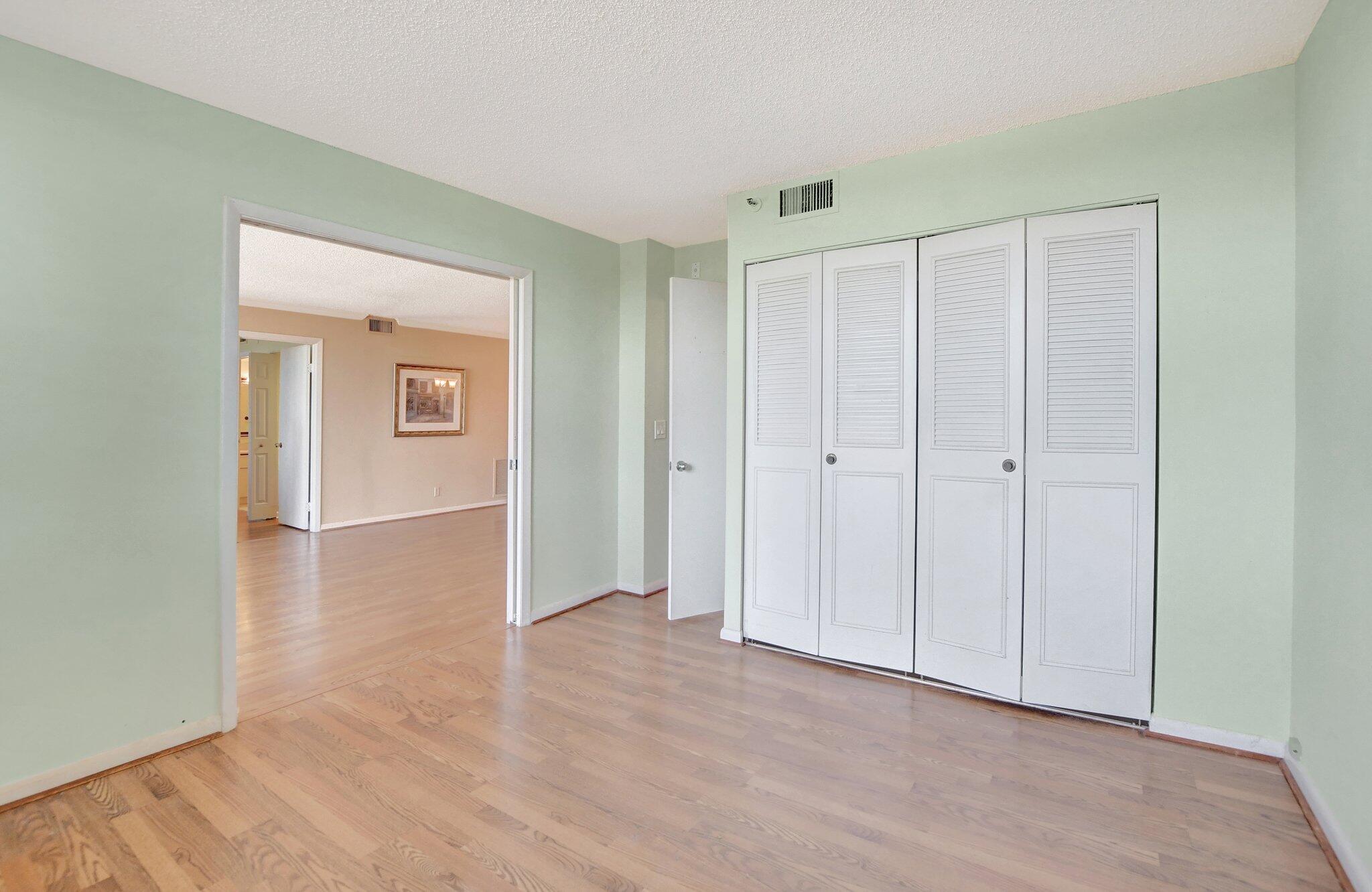 5260 Northwest 2nd Avenue, Unit PH3 Boca Raton, FL 33487 - Photo 17 of 24 27-web-or-mls-DSC_0551