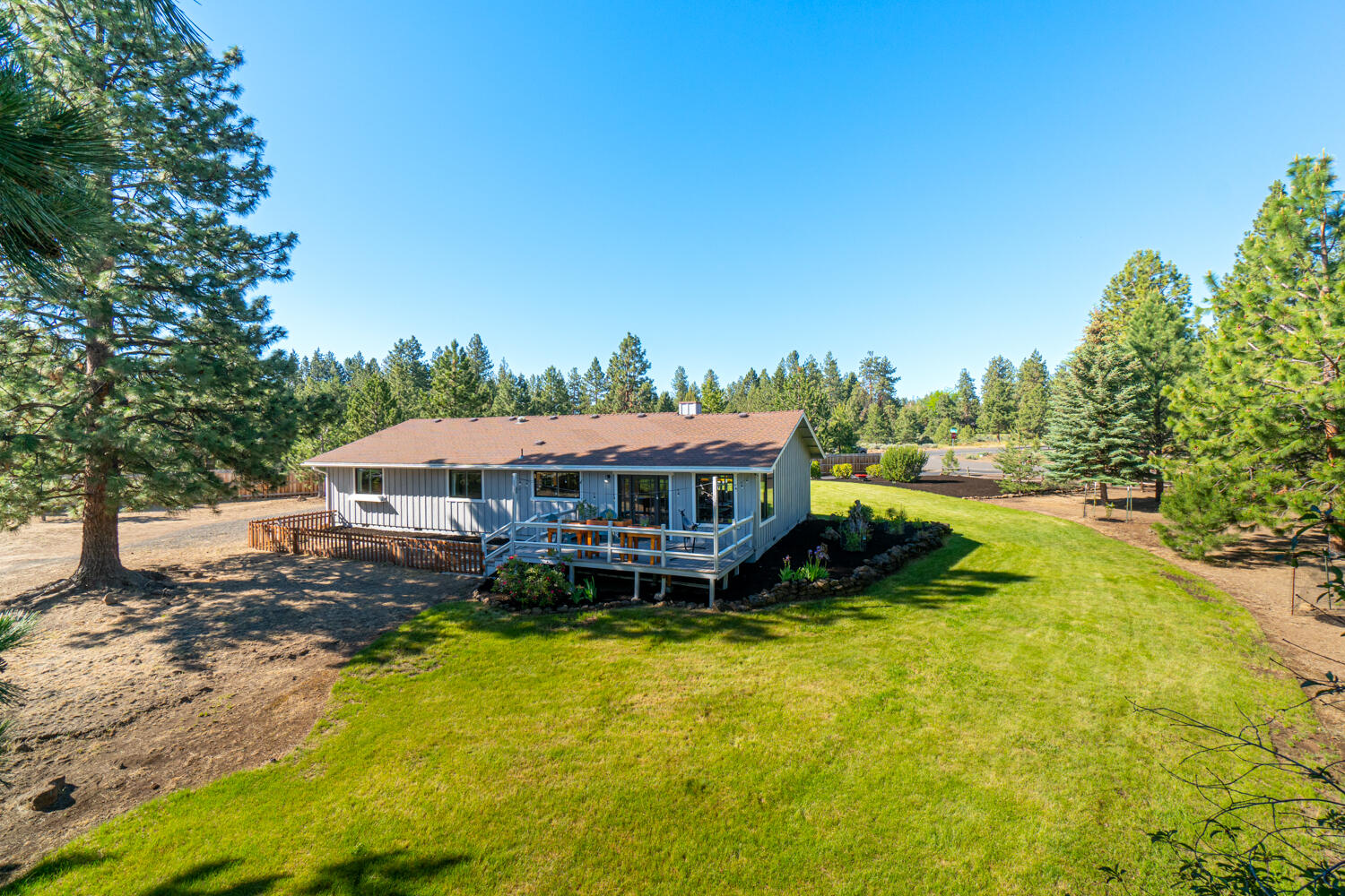 60588 Springtree Court Bend, OR 97702 - Photo 29 of 50 60588-024