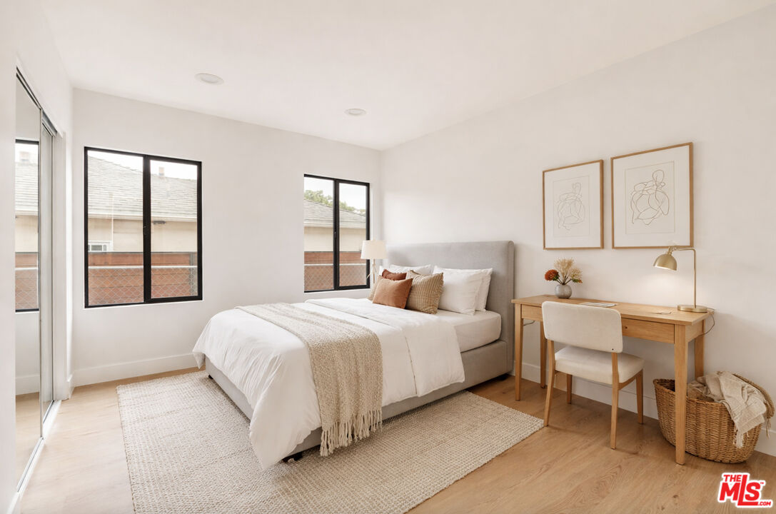 5168 Southridge Avenue Los Angeles, CA 90043 - Photo 35 of 74