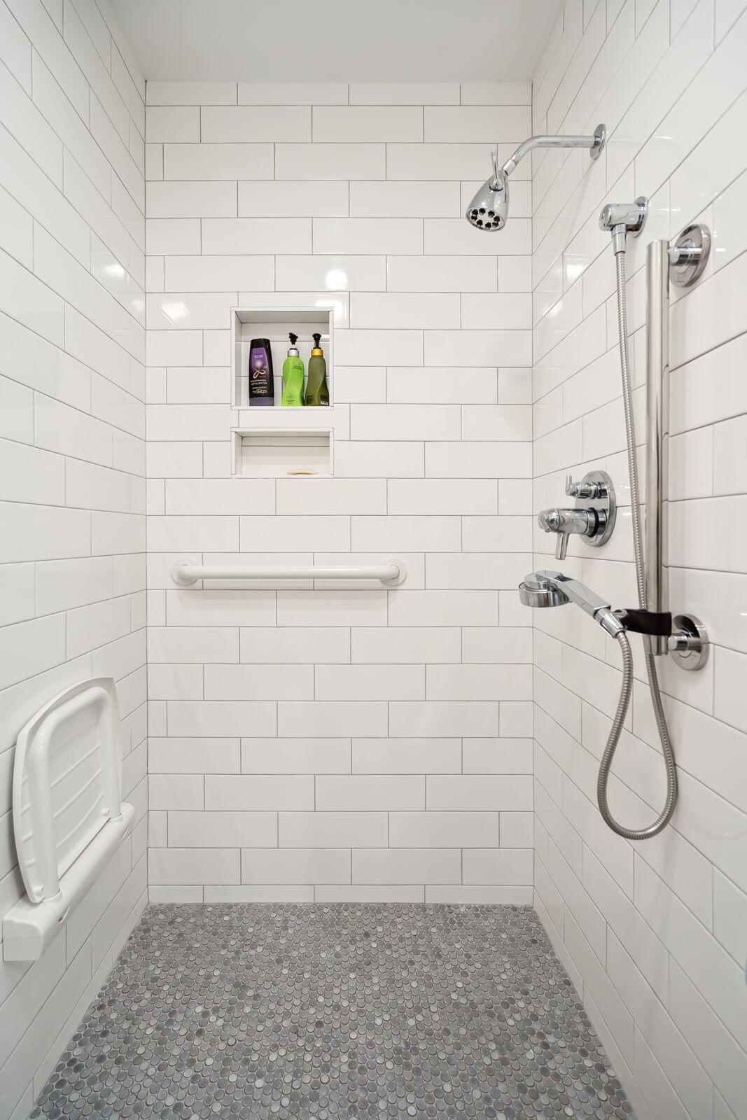 586 East Hobcaw Drive Mount Pleasant, SC 29464 - Photo 30 of 54 586EHobcawDr-KeenEyeMarketing-025