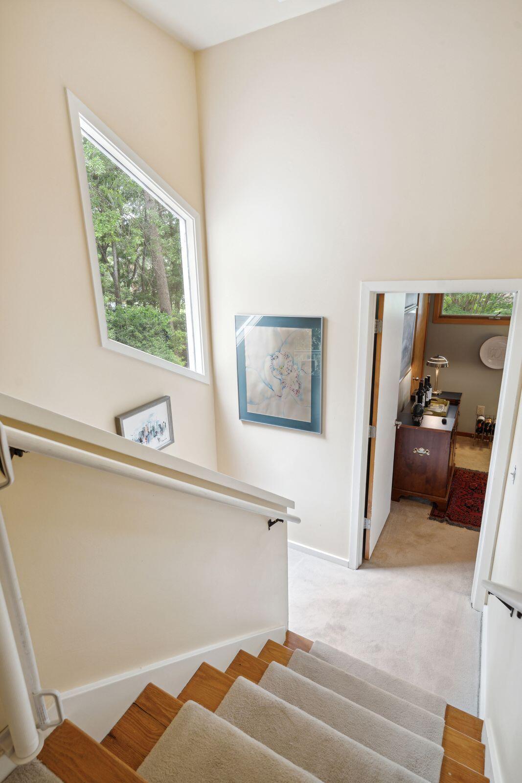 586 East Hobcaw Drive Mount Pleasant, SC 29464 - Photo 32 of 54 586EHobcawDr-KeenEyeMarketing-029