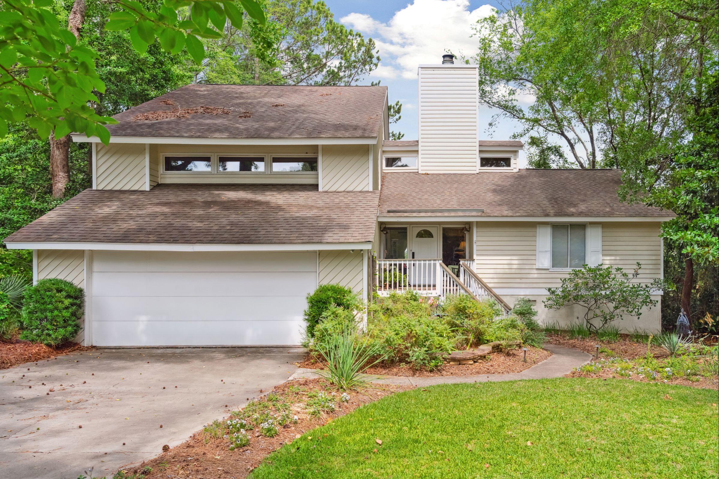 586 East Hobcaw Drive Mount Pleasant, SC 29464 - Photo 7 of 54 586EHobcawDr-KeenEyeMarketing-002