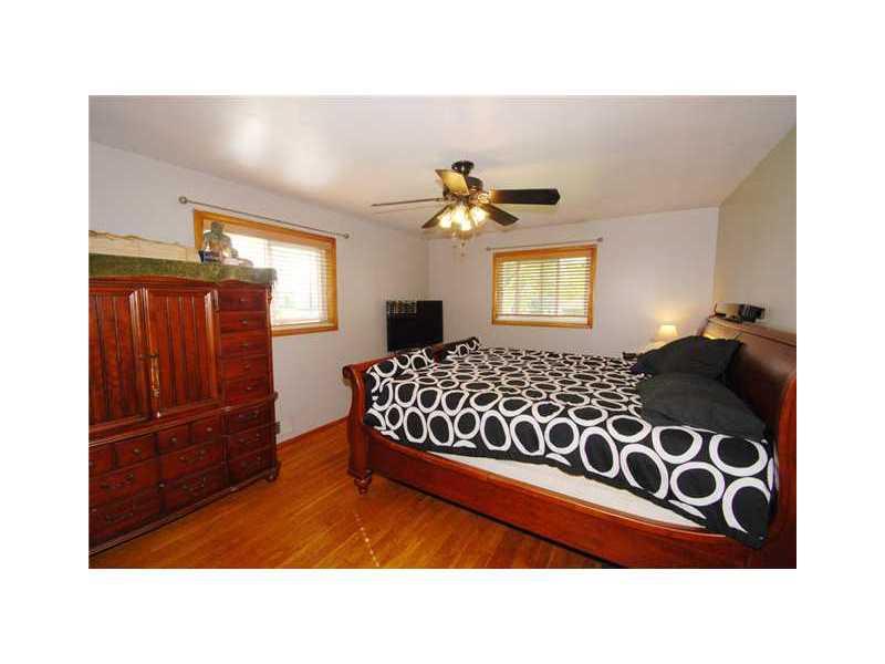 7128 Combs Road Indianapolis, IN 46237 - Photo 11 of 23 Gallery Image 11