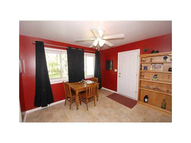 7128 Combs Road Indianapolis, IN 46237 - Photo 5 of 23 Gallery Image 5