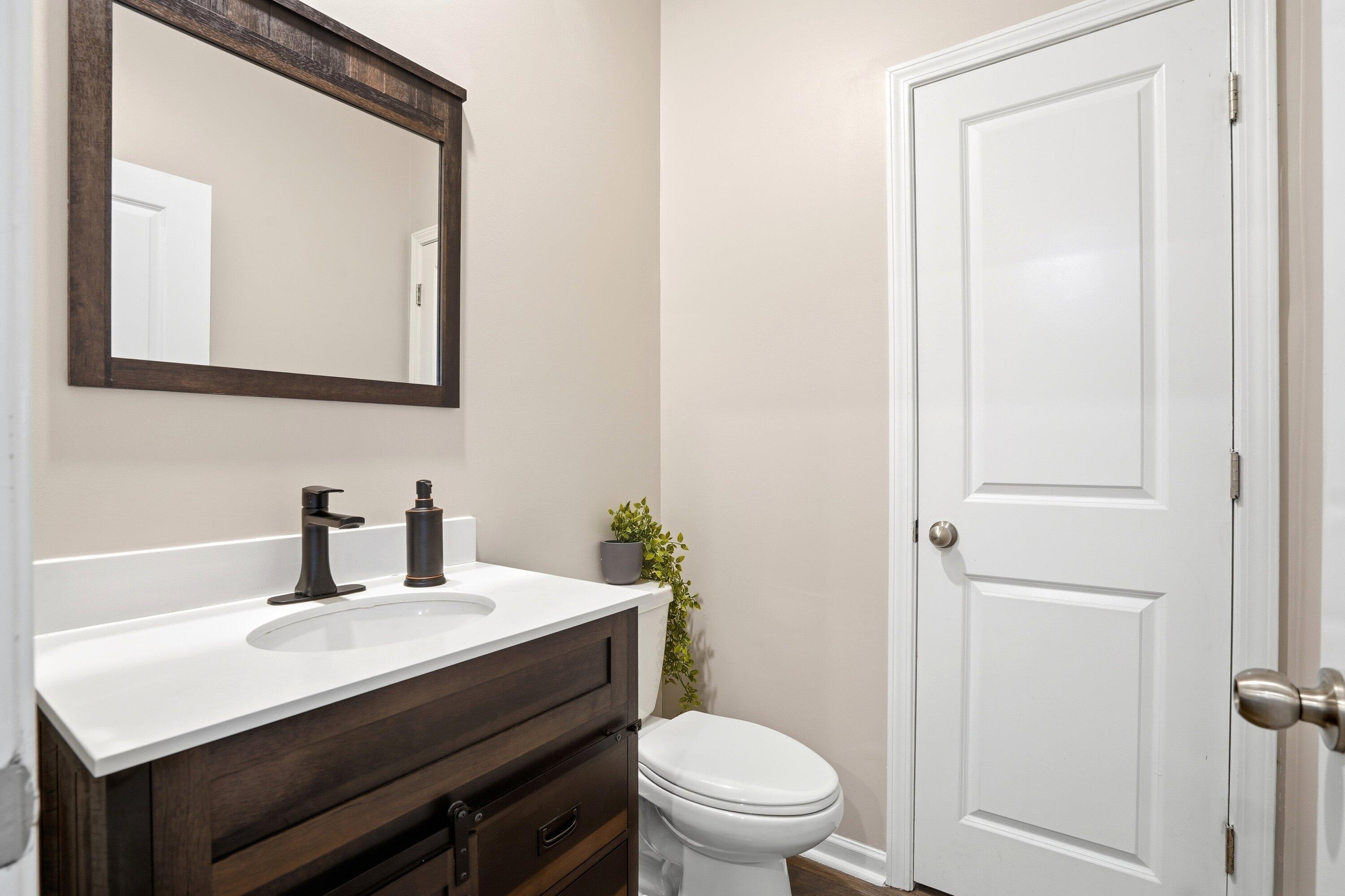 205 Country Gate Lane Summerville, SC 29485 - Photo 13 of 29 1/2 bath