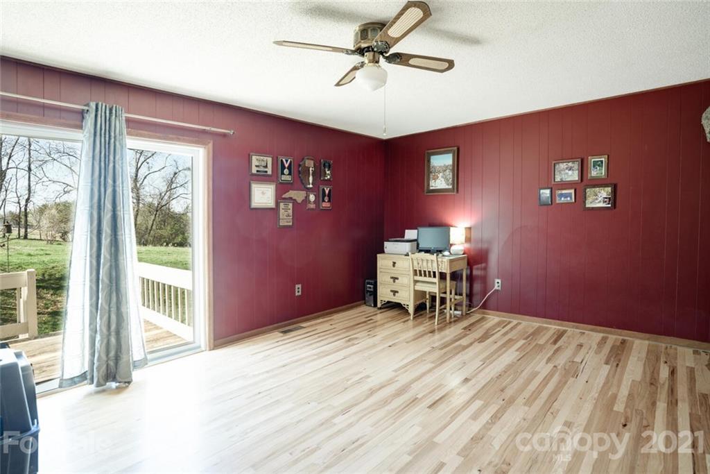 86 Alexander Road Weaverville, NC 28787 - Photo 21 of 44 Gallery Image 21