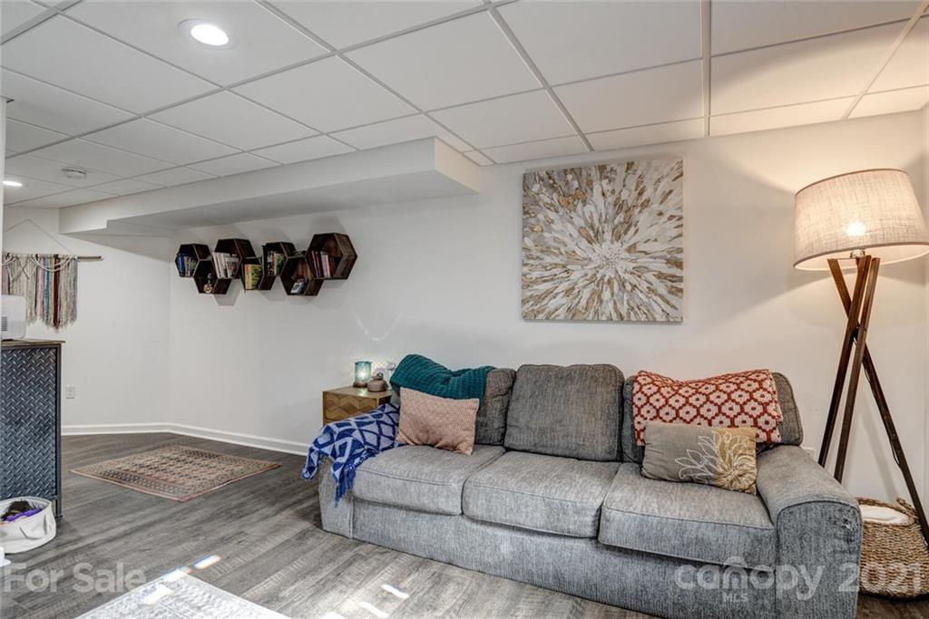 86 Alexander Road Weaverville, NC 28787 - Photo 23 of 44 Gallery Image 23