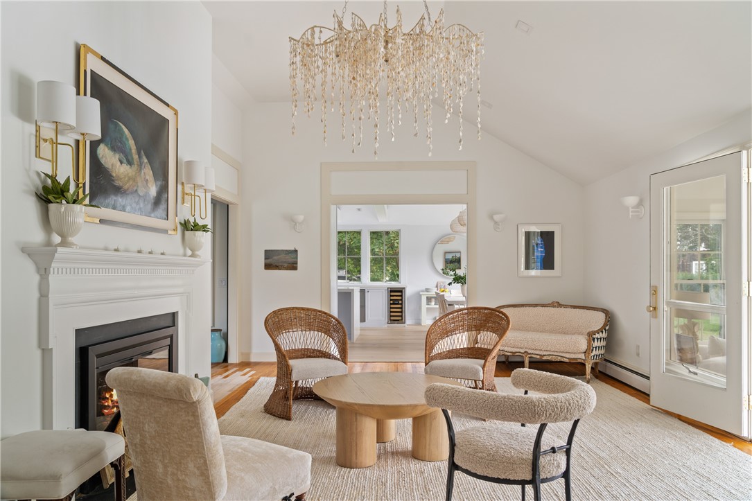 124 Harrison Avenue Newport, RI 02840 - Photo 6 of 29