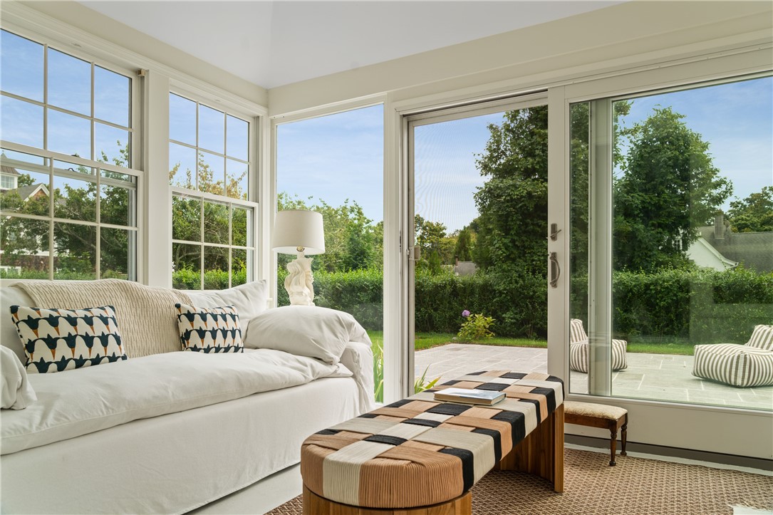 124 Harrison Avenue Newport, RI 02840 - Photo 10 of 29