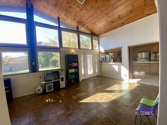 833 Lynn Way Ridgecrest, CA 93555 - Photo 9 of 30