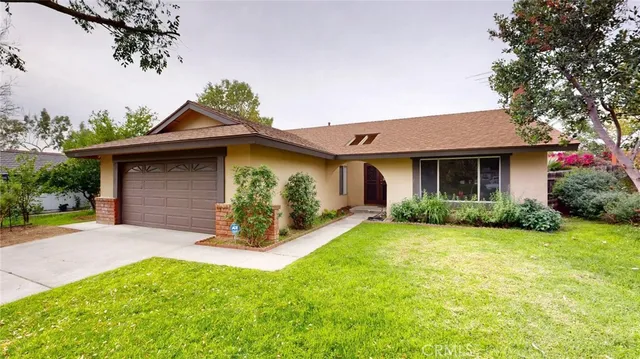 $579,900 | 3415 Valencia Hill Drive, Riverside, CA 92507