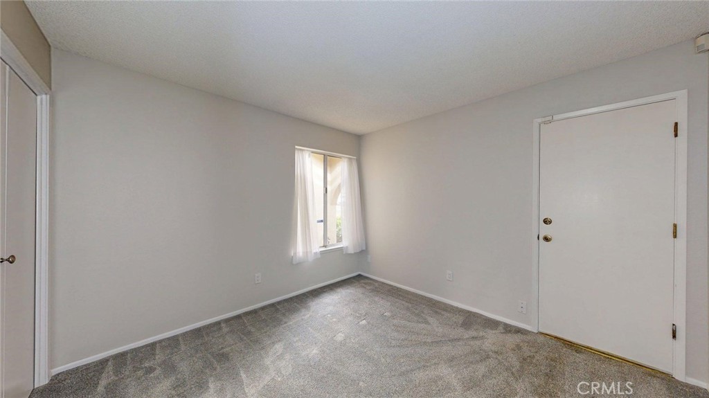 3415 Valencia Hill Drive Riverside, CA 92507 - Photo 26 of 48 a view of empty room with window