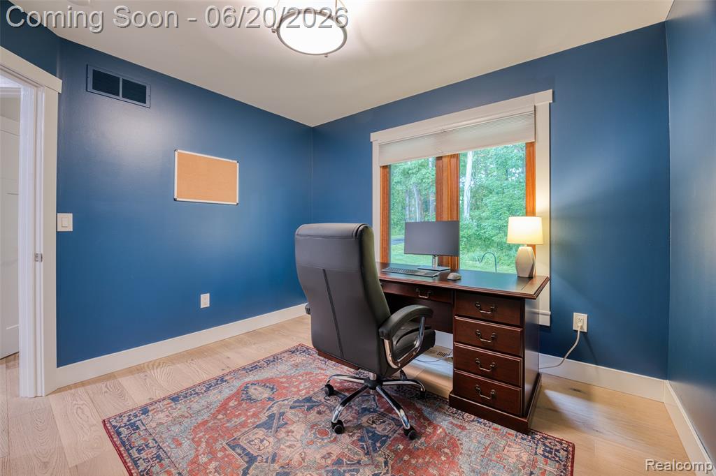 5901 Ford Road Commerce Township, MI 48382 - Photo 11 of 48