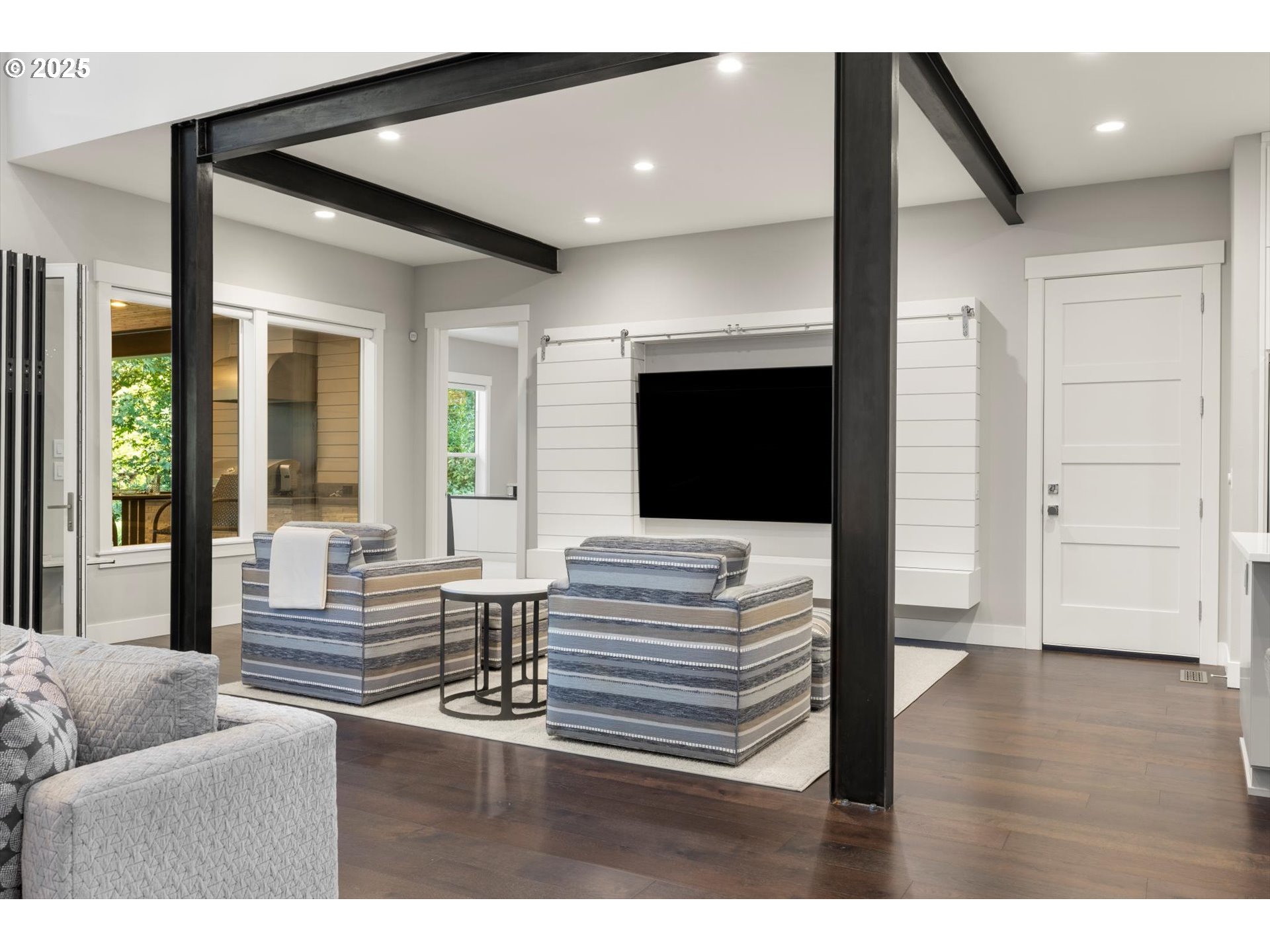 13197 Thoma Road Lake Oswego, OR 97035 - Photo 12 of 48