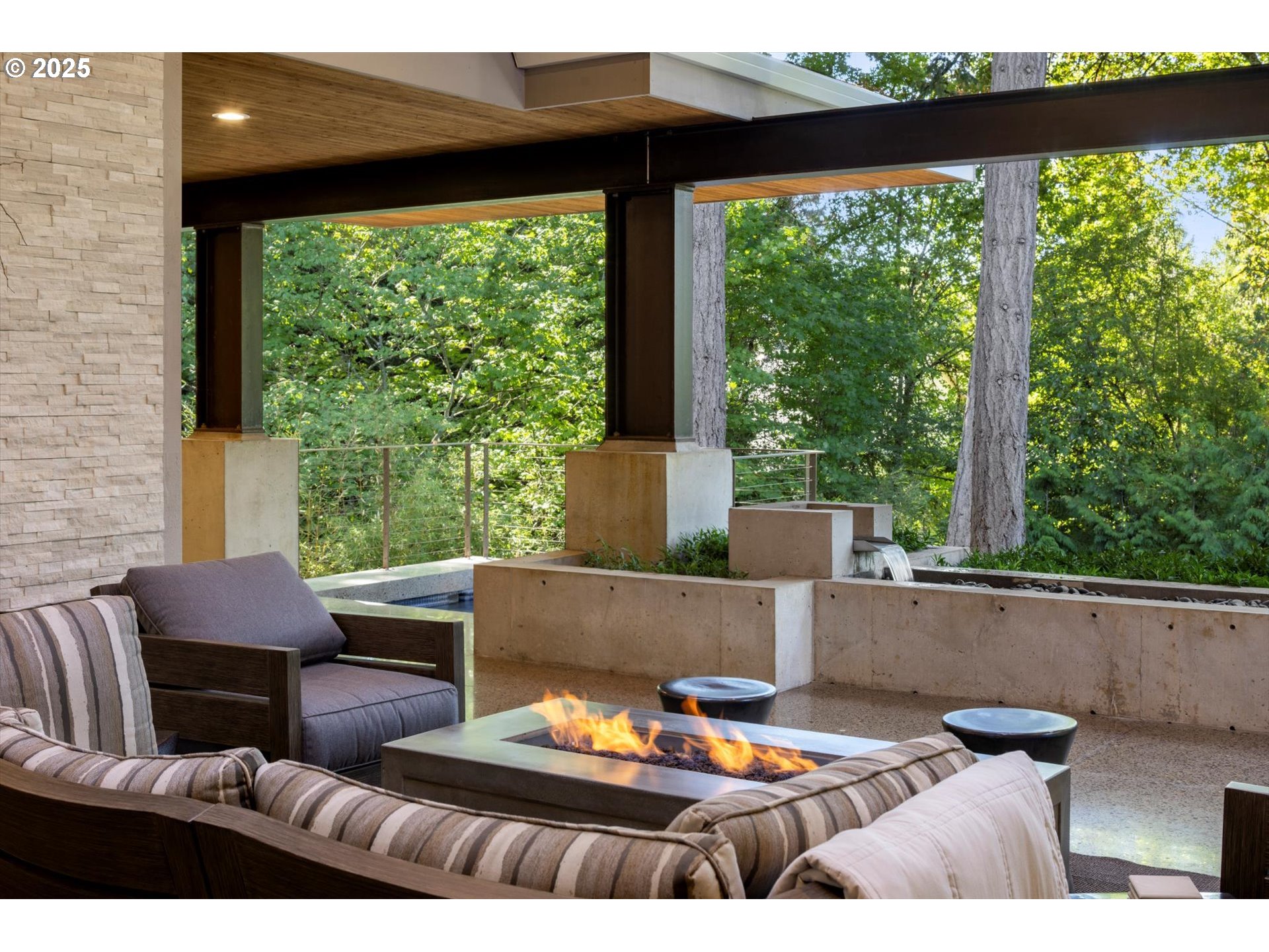 13197 Thoma Road Lake Oswego, OR 97035 - Photo 17 of 48