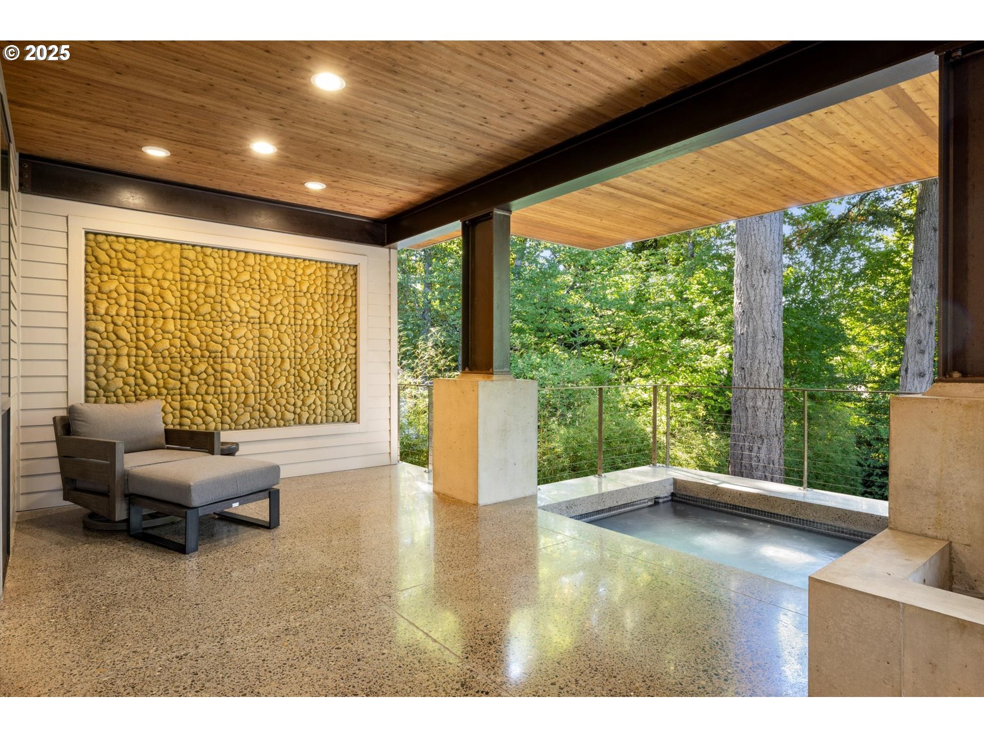 13197 Thoma Road Lake Oswego, OR 97035 - Photo 26 of 48 Hot Tub