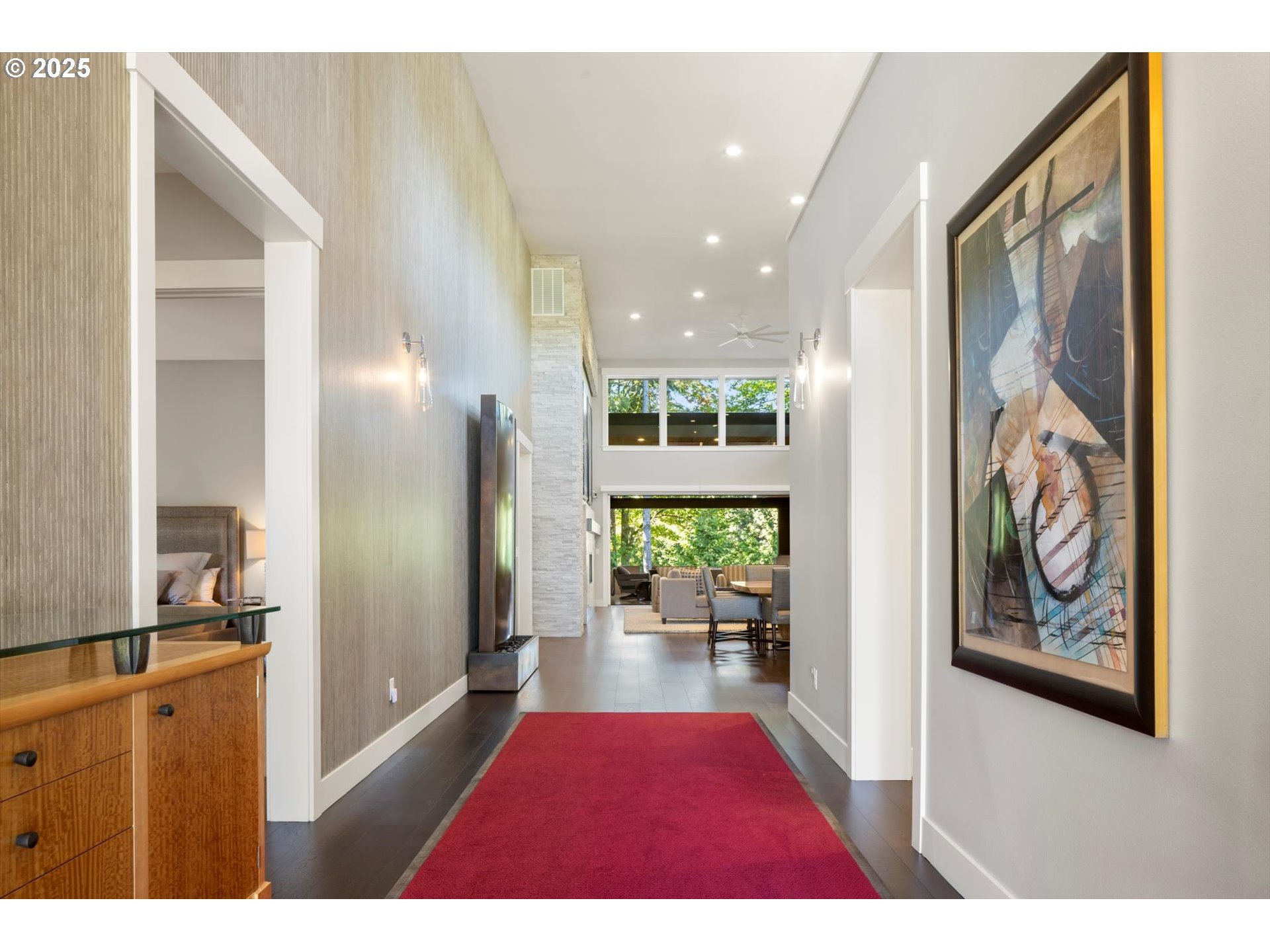 13197 Thoma Road Lake Oswego, OR 97035 - Photo 3 of 48 Entrance/Foyer