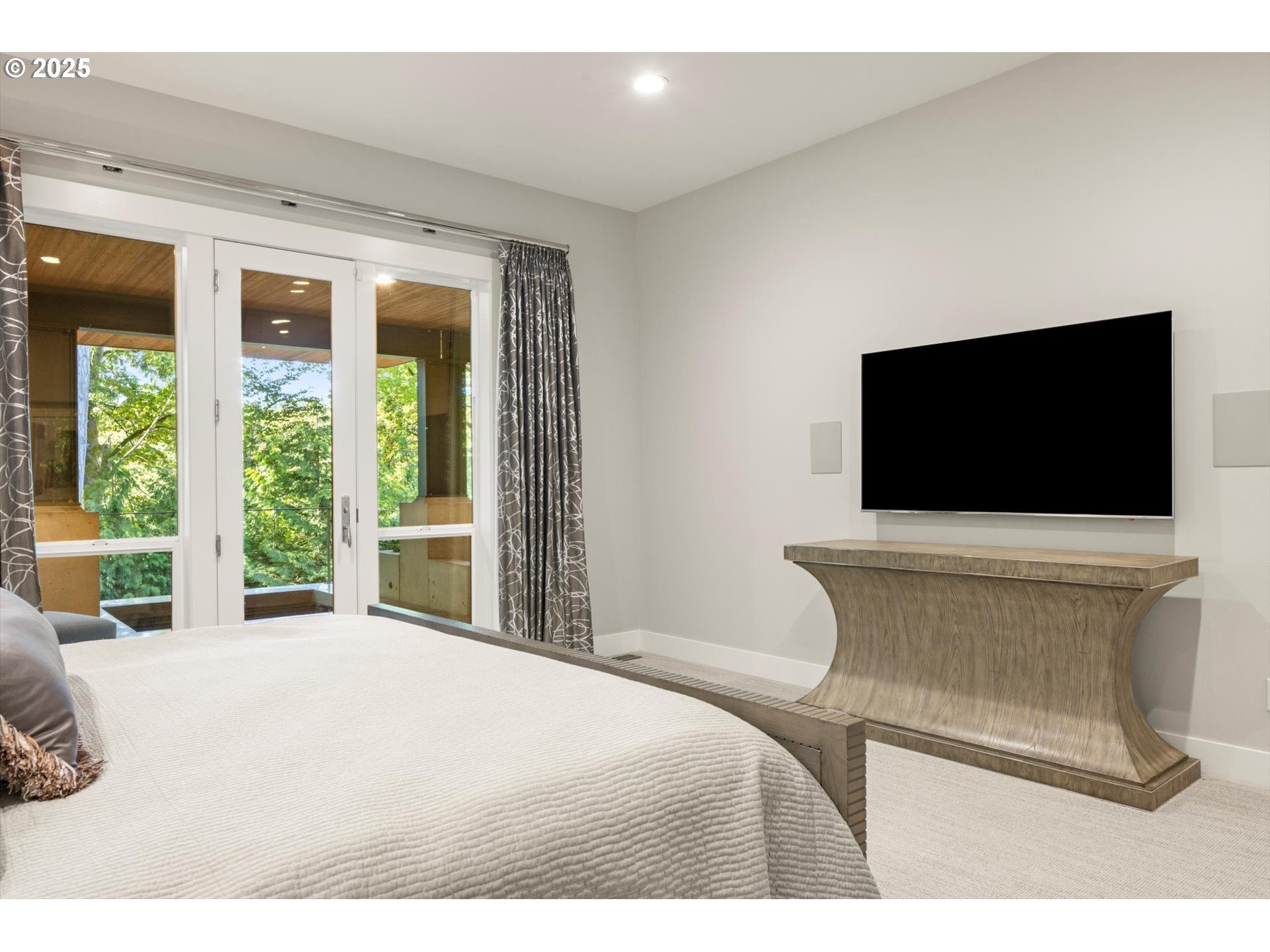 13197 Thoma Road Lake Oswego, OR 97035 - Photo 34 of 48