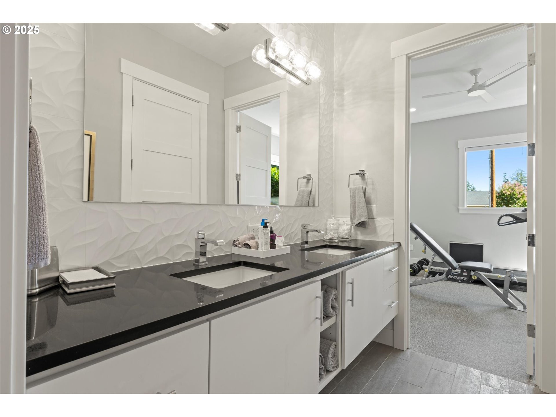 13197 Thoma Road Lake Oswego, OR 97035 - Photo 40 of 48