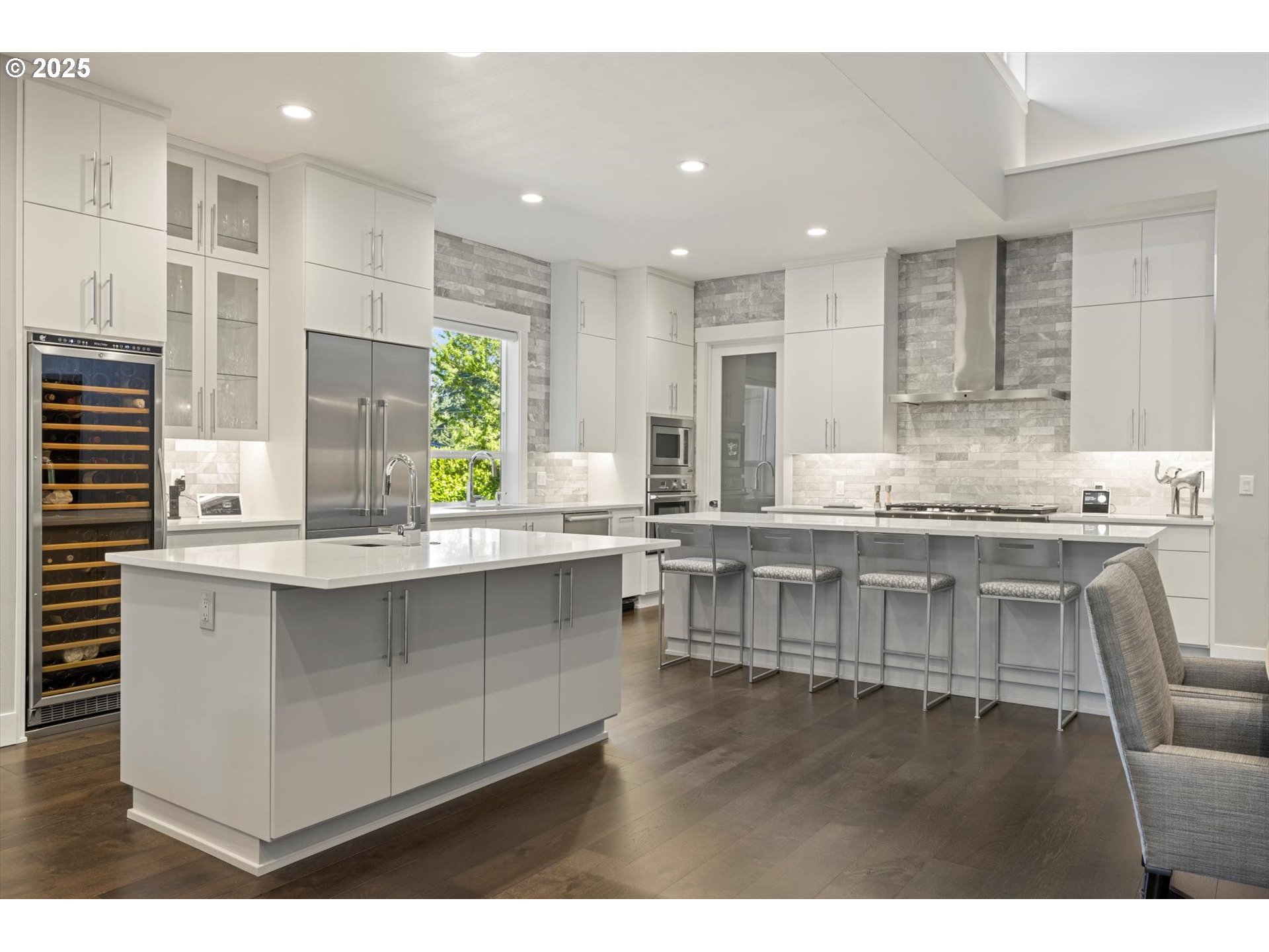 13197 Thoma Road Lake Oswego, OR 97035 - Photo 5 of 48