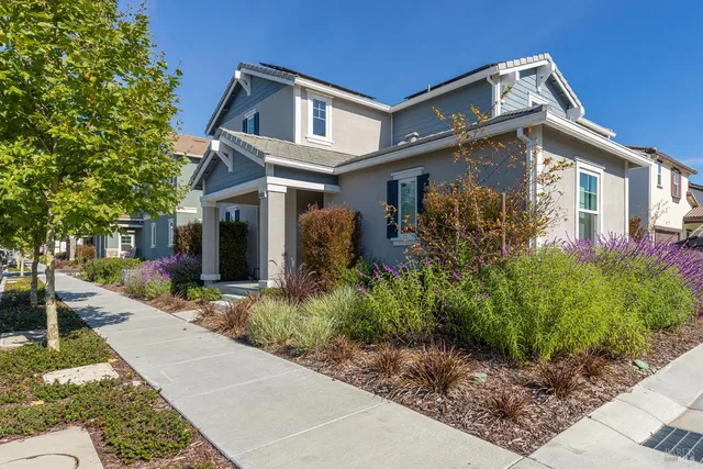 $829,000 | 6092 Oak Leaf Place, Rohnert Park, CA 94928