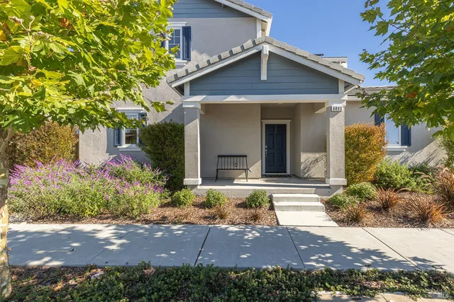 $829,000 | 6092 Oak Leaf Place, Rohnert Park, CA 94928