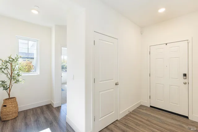 $829,000 | 6092 Oak Leaf Place, Rohnert Park, CA 94928