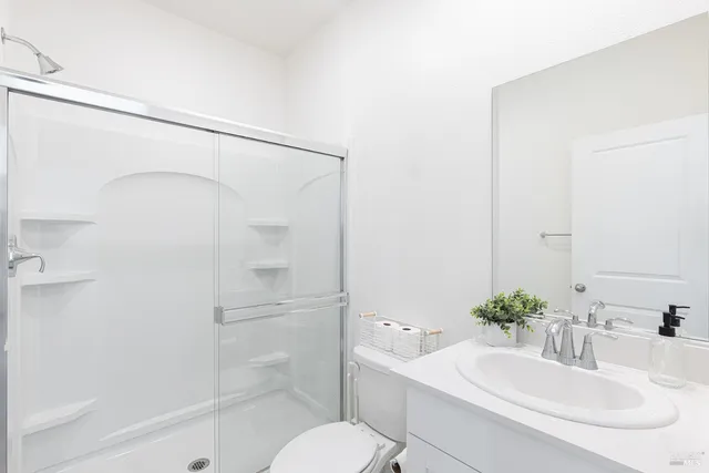 $829,000 | 6092 Oak Leaf Place, Rohnert Park, CA 94928