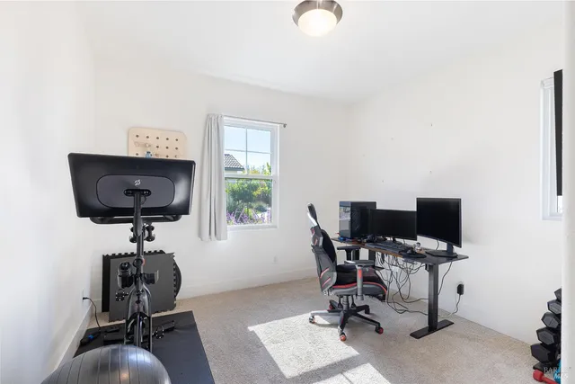 $829,000 | 6092 Oak Leaf Place, Rohnert Park, CA 94928