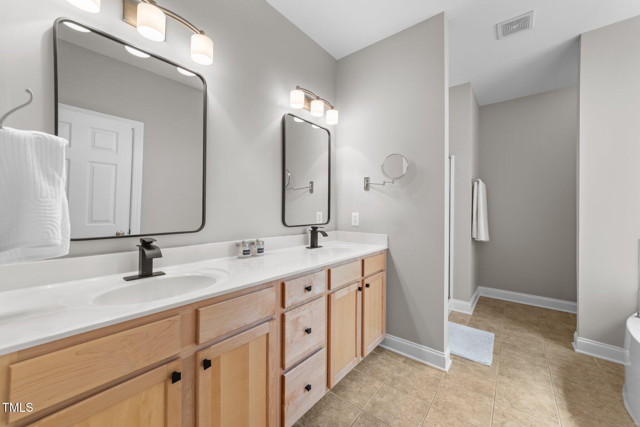 10579 Evergreen Spring Place Raleigh, NC 27614 - Photo 23 of 44 19-web-or-mls-3D5A9686
