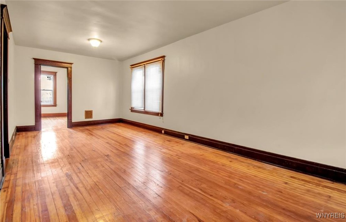 33 Philadelphia Street Buffalo, NY 14207 - Photo 4 of 9