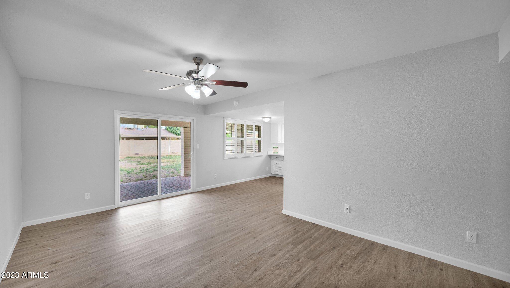 3730 West Grandview Road Phoenix, AZ 85053 - Photo 10 of 30 022 Great Room
