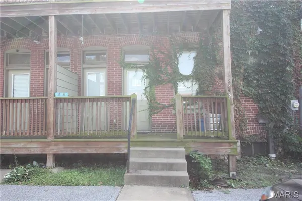 $1,400 | 3643 Shenandoah Avenue, Unit A 1, St. Louis, MO 63110