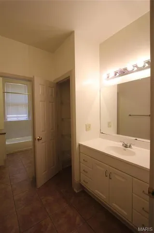 $1,400 | 3643 Shenandoah Avenue, Unit A 1, St. Louis, MO 63110