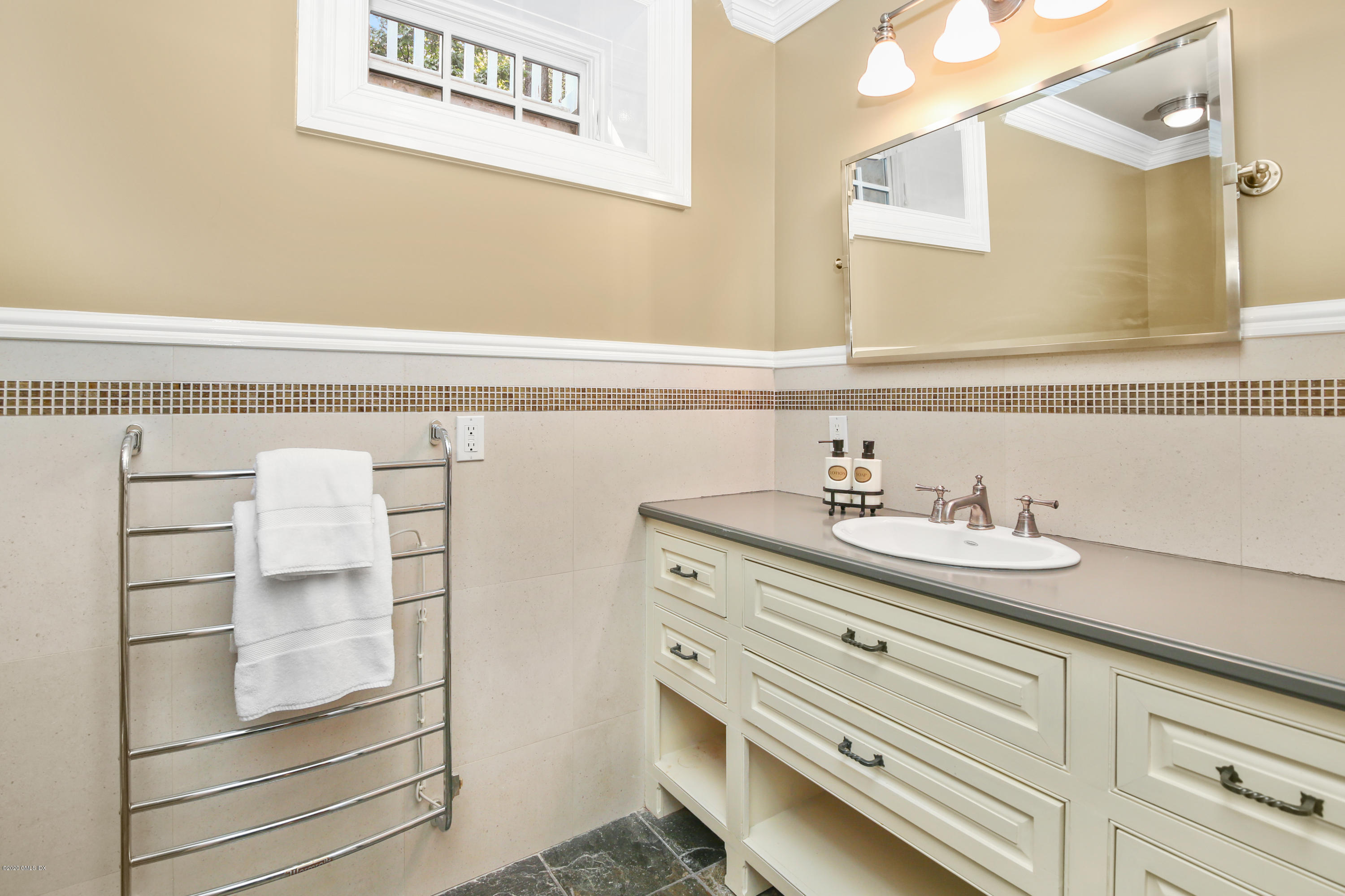23 Ridgeview Avenue Greenwich, CT 06830 - Photo 40 of 44 23 Ridgeview Ave Greenwich CT-print-090-